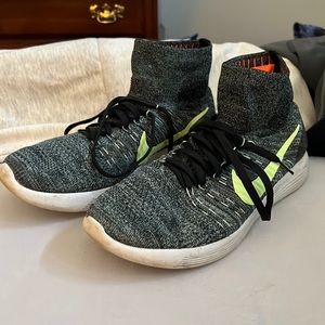 Men’s Size 12.5 Nike Lunarepic Flyknit